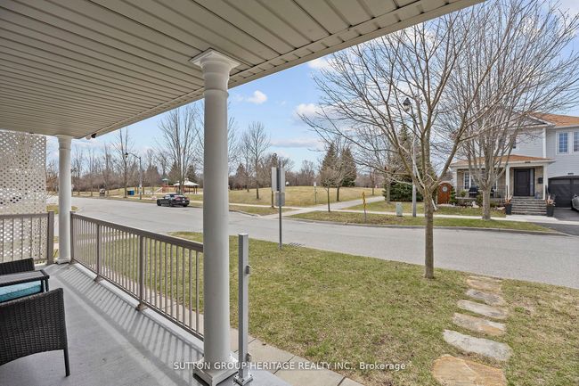 17 Hirons Dr, House other with 3 bedrooms, 3 bathrooms and 2 parking in Ajax ON | Image 5