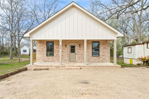 604 Martin L King Blvd, OPELIKA, AL, 36801-6414 | Card Image