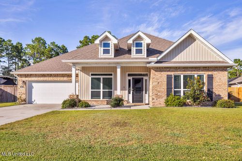 7220 Barley Dr, Ocean Springs, MS, 39564-6505 | Card Image