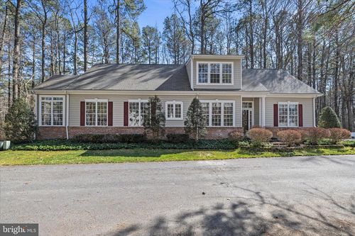 5 Freeport Ln, OCEAN PINES, MD, 21811-3804 | Card Image