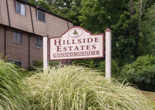 unit-14-5 Silvestri Cir, Derry, NH, 03038-1336 | Card Image