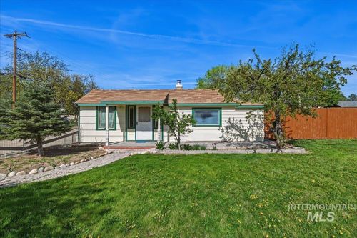 507 18th Ave N, Nampa, ID, 83687-3560 | Card Image