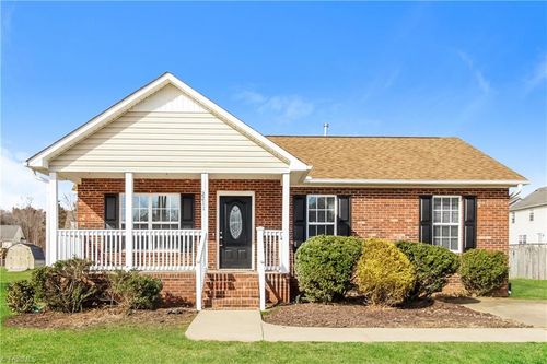 2211 Saponi Village Ct, Winston-Salem, NC, 27127-8825 | Card Image