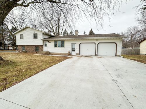 353 1st St E, Gaylord, MN, 55334-7705 | Card Image