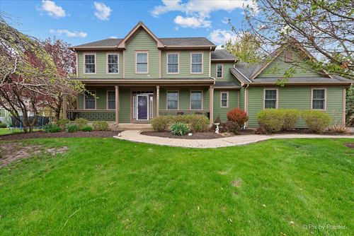 7645 Farrell Dr, Village Of Lakewood, IL, 60014-6889 | Card Image