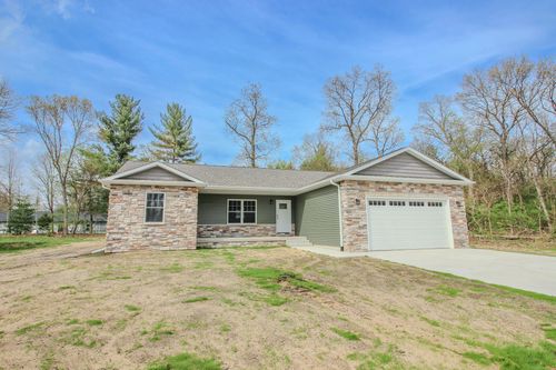 250 E Pine Street, Wheatfield, IN, 46392 | Card Image