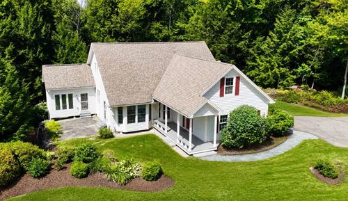 123 Spruce Ln, New London, NH, 03257-5481 | Card Image