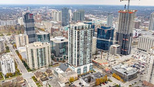 {{alt}} | Card Image