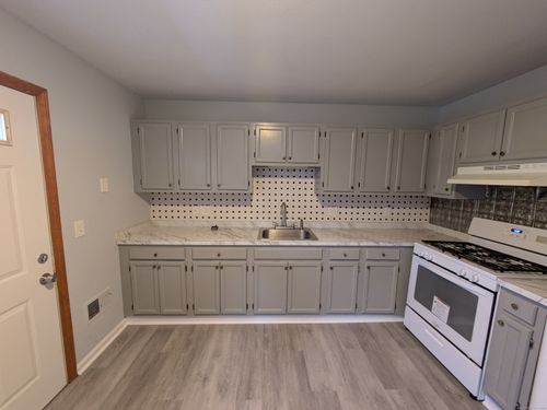 apt-10-998 Campbell Ave, West Haven, CT, 06516-2767 | Card Image