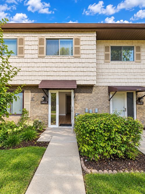 g-540 W Lodge Trl, Wheeling, IL, 60090-5165 | Card Image