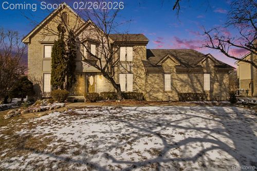 37796 Stableview Dr. Drive, Farmington Hills, MI, 48335 | Card Image
