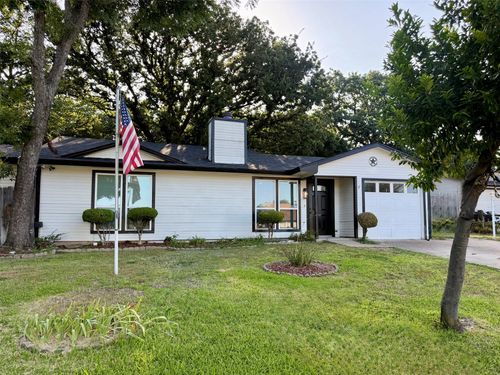 4804 Lemondrop Ct, Arlington, TX, 76017-2347 | Card Image