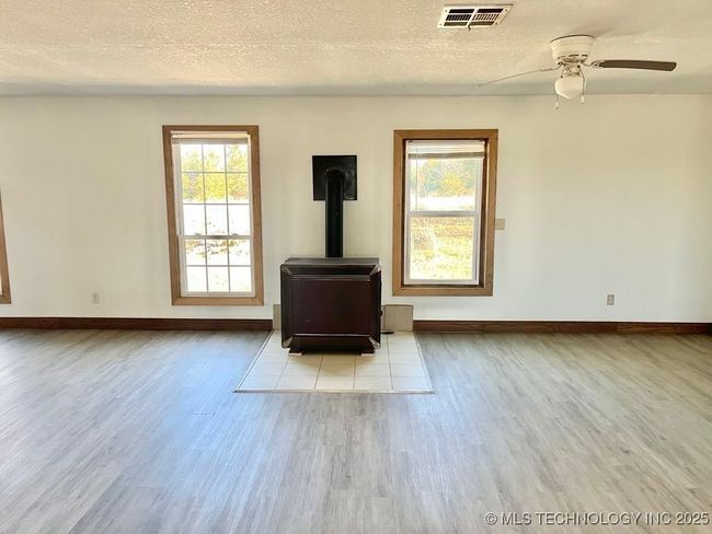 40294 S County Road 4542, House other with 3 bedrooms, 2 bathrooms and null parking in Keota OK | Image 27