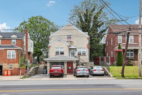 319 Macdade Blvd, FOLSOM, PA, 19033-2617 | Card Image