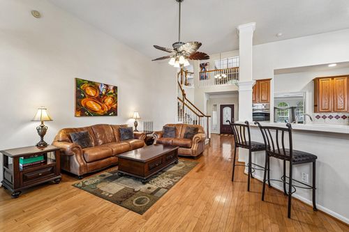 14 Serene Creek Pl, The Woodlands, TX, 77382-1275 | Card Image