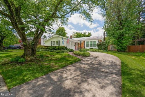 108 Brentwood Dr, MOUNT LAUREL, NJ, 08054-2302 | Card Image