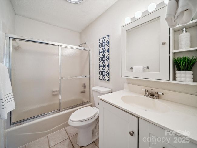 APT-302 - 18817 Nautical Dr, Condo with 2 bedrooms, 2 bathrooms and null parking in Cornelius NC | Image 23