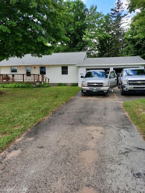 1920 E Swede Rd, CEDARVILLE, MI, 49719-9785 | Card Image