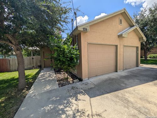 a-228 Anne Louise Dr, New Braunfels, TX, 78130-3493 | Card Image