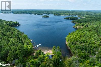 70 Georgian Bay Ave, House other with 2 bedrooms, 2 bathrooms and null parking in Parry Sound ON | Image 1