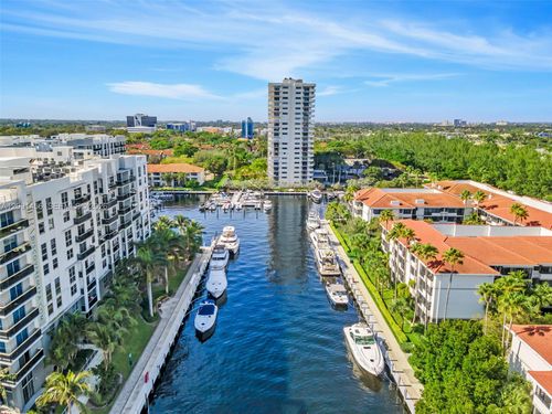 205-3200 Port Royale Dr N, Fort Lauderdale, FL, 33308-7802 | Card Image