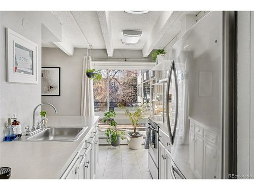 205-836 Dexter St, Denver, CO, 80220-4137 | Card Image