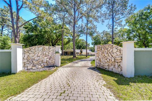 1120 Country Ln, LUTZ, FL, 33558-8488 | Card Image