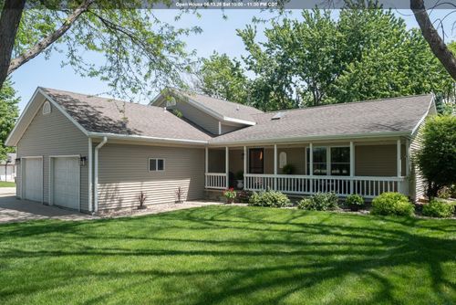 501 Lincoln Ave Se, Orange City, IA, 51041-1826 | Card Image