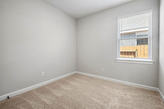 15683 Honey Cove Dr, House other with 4 bedrooms, 2 bathrooms and 2 parking in Conroe TX | Image 15
