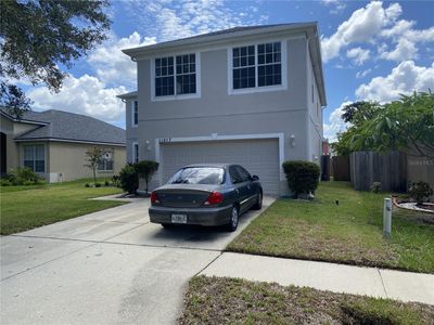 11217 Avery Oaks Drive, House other with 4 bedrooms, 2 bathrooms and null parking in Tampa FL | Image 3