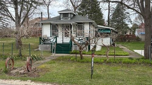 W862 Florence Road, BLOOMFIELD, WI, 53128 | Card Image