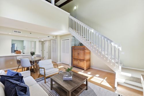 apt-304-3 Queen Street, Charleston, SC, 29401 | Card Image