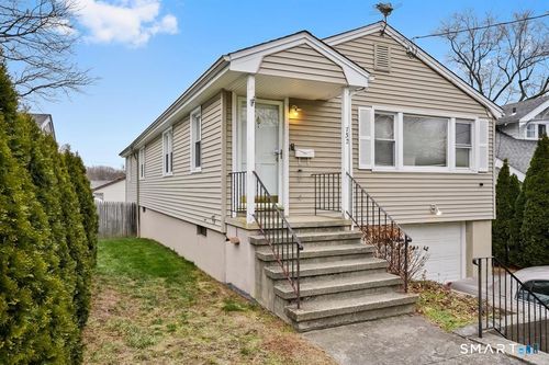 732 Tunxis Hill Road, Fairfield, CT, 06824 | Card Image