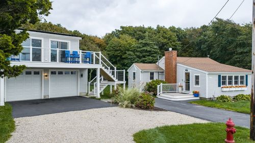 51 Balsam St, Fairhaven, MA, 02719-7052 | Card Image