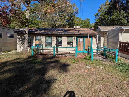 ocean-world-6 Ash Street, Woodbine, NJ, 08270 | Card Image