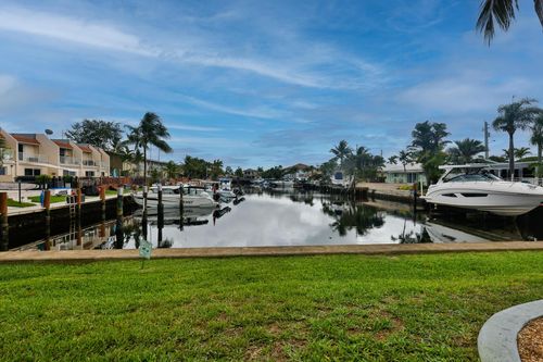 apt-5-331 Se 19th Ave, Pompano Beach, FL, 33060-7660 | Card Image