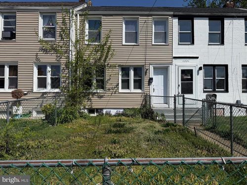 1333 Sycamore Ave, WILMINGTON, DE, 19805-5042 | Card Image