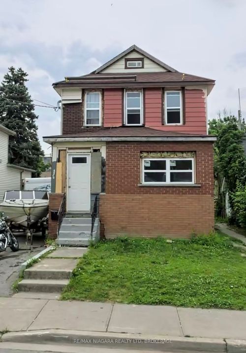 4550 Crysler Ave, Niagara Falls, ON, L2E3V4 | Card Image