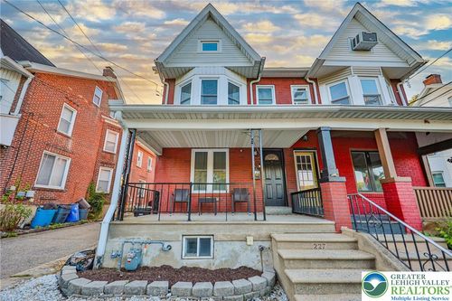 227 Ridge St, Emmaus, PA, 18049-2719 | Card Image
