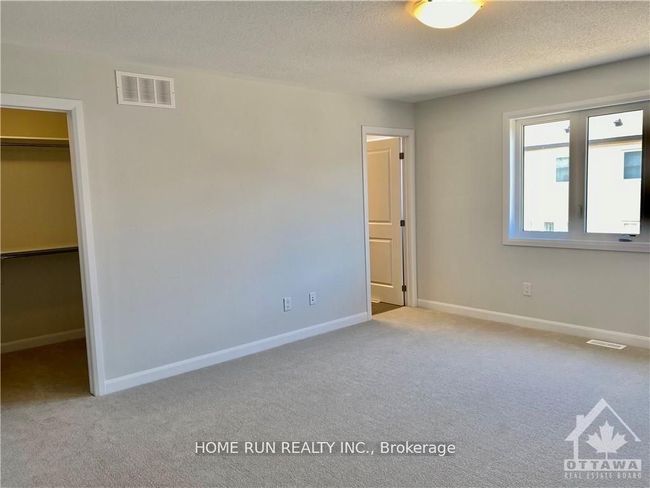 138 Maynooth Crt, House attached with 3 bedrooms, 4 bathrooms and 2 parking in Nepean ON | Image 14
