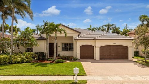 15966 Sw 3rd St, Pembroke Pines, FL, 33027-1154 | Card Image