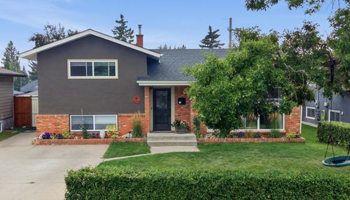 9 Foxwell Rd Se, Calgary, AB, T2H1A4 | Card Image