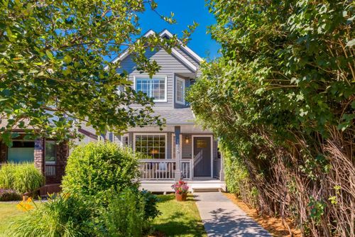 2218 3 Ave Nw, Calgary, AB, T2N0K6 | Card Image