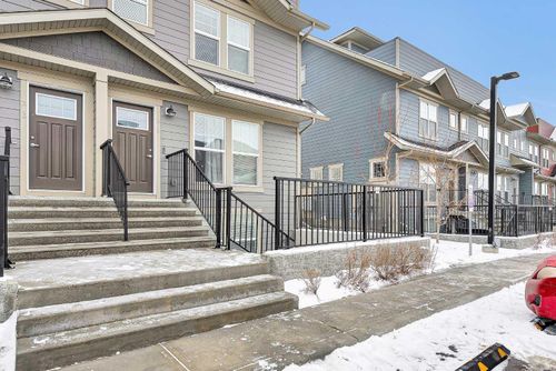 317 Cranbrook Sq Se, Calgary, AB, T3M3K8 | Card Image