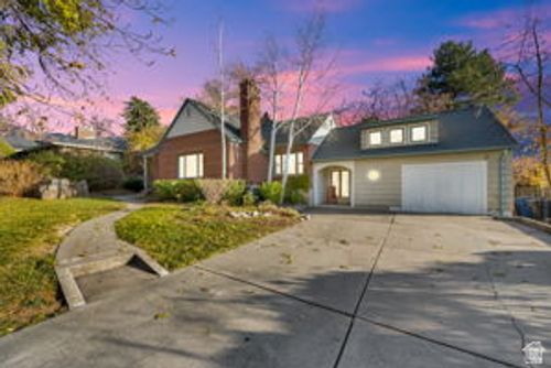 2490 E Murray Holladay Rd, Salt Lake City, UT, 84117-4584 | Card Image