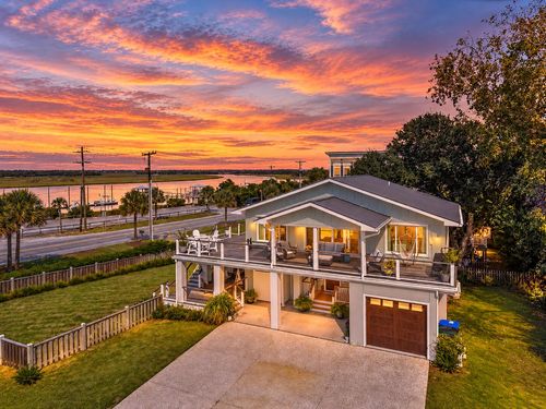 101 Charleston Boulevard, Isle of Palms, SC, 29451 | Card Image