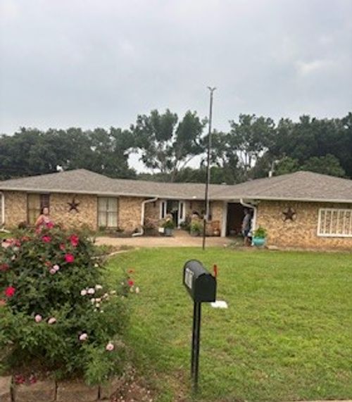 107 Guadalupe Dr, Athens, TX, 75751-3514 | Card Image
