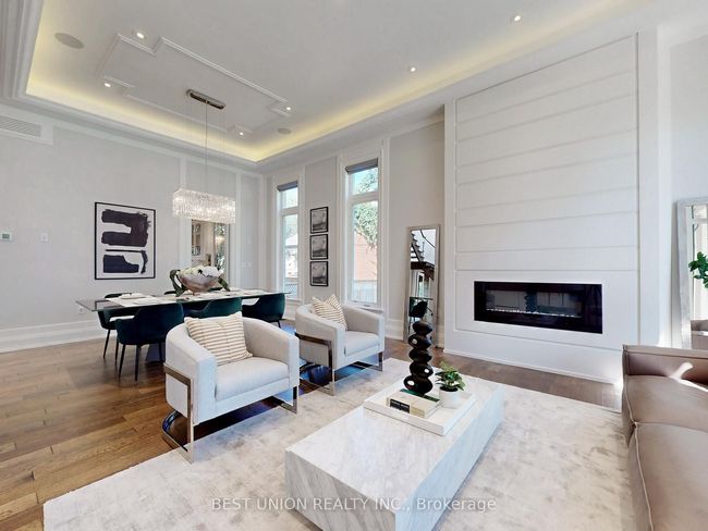 43 Dromore Cres, House other with 7 bedrooms, 6 bathrooms and 2 parking in North York ON | Image 5