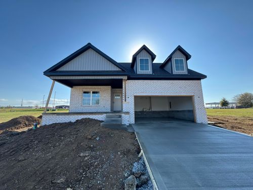 105 Metcalf Dr, Frankfort, KY, 40601-8609 | Card Image