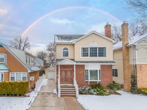 103 Holland Ave, Floral Park, NY, 11001-1230 | Card Image